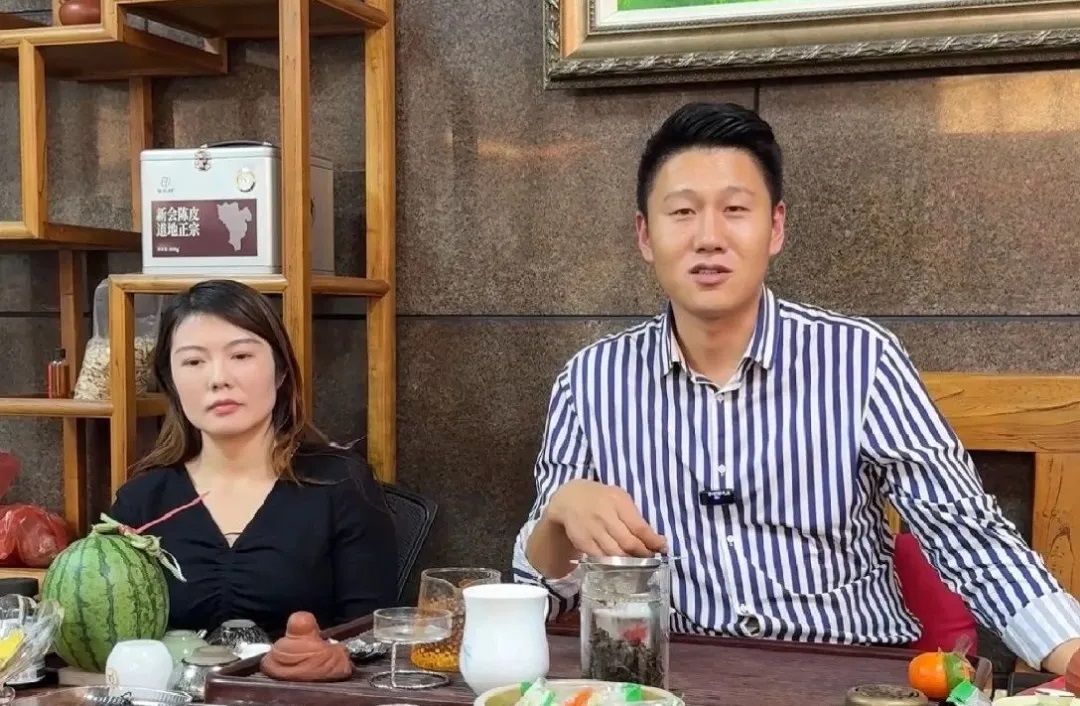 90后夫妻創(chuàng)業(yè)傳奇，四年能賺五套房，背后原因揭密！